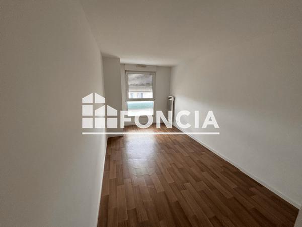 Location Appartement 2 pièces 61.72 m² - 37 RUE DE MOURMANT Lille 59000