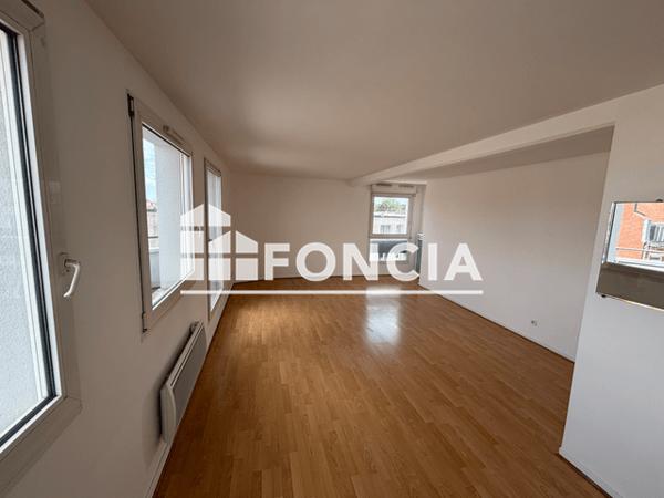 Location Appartement 2 pièces 61.72 m² - 37 RUE DE MOURMANT Lille 59000