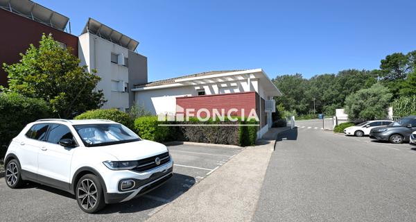 À vendre Appartement 22 pièces 458 m² - Saint-martin-de-crau 13310
