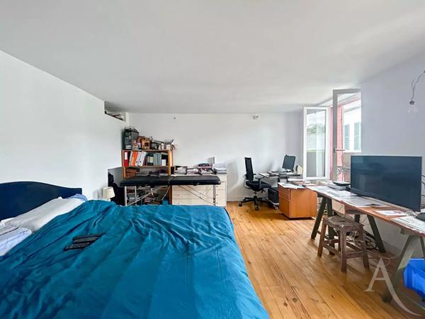 Maison de 148m² avec un petit jardin en centre ville de Mantes La Jolie