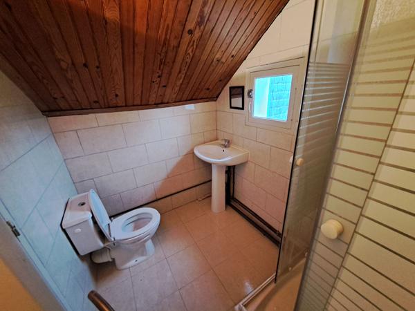 Maison de 148m² avec un petit jardin en centre ville de Mantes La Jolie