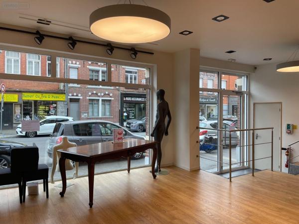 Local mixte (Pro/Hab) à vendre à Bailleul dans le Nord (59270), ref : F30376