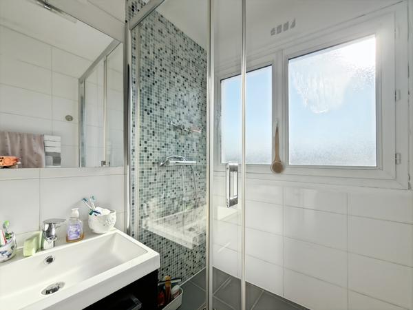 Saint-Maur-des-Fossés (94210) SAINT-MAUR-DES-FOSSÉS (94210) – LA VARENNE SAINT-HILAIRE Appartement 3 pièces – 59 m² – Double séjour 30 m² –