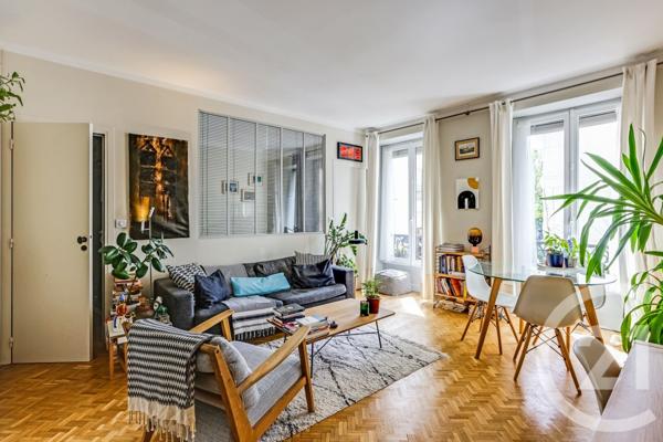 Appartement F2 à vendre  2 pièces - 39 m2 PARIS - 75011