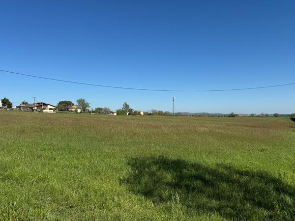 Terrain Aubiet 33000 m2