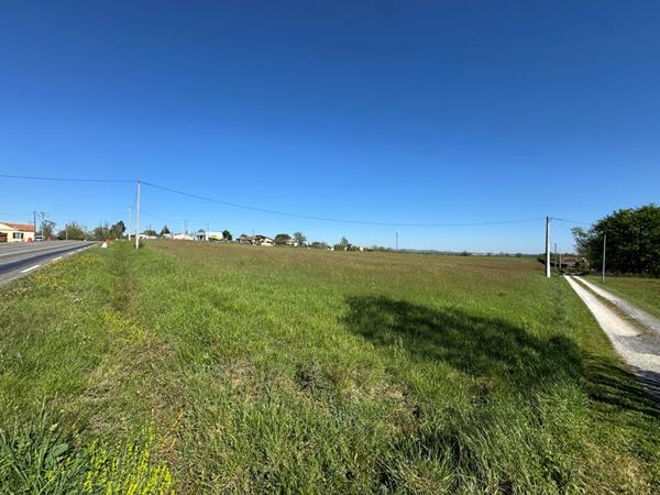Terrain Aubiet 33000 m2