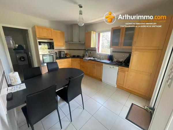 Location                                                      Maison
                        
                     6 pièces                      125 m2                     à Rannée