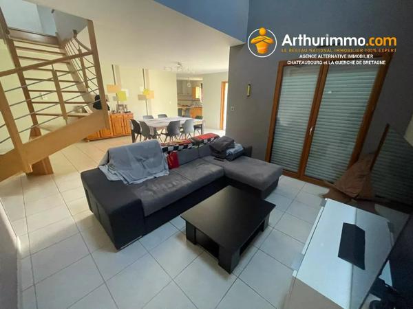 Location                                                      Maison
                        
                     6 pièces                      125 m2                     à Rannée