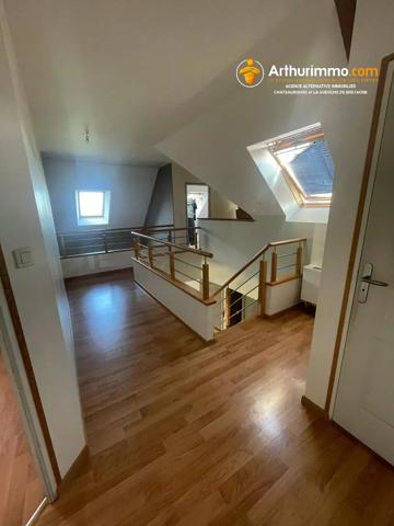 Location                                                      Maison
                        
                     6 pièces                      125 m2                     à Rannée