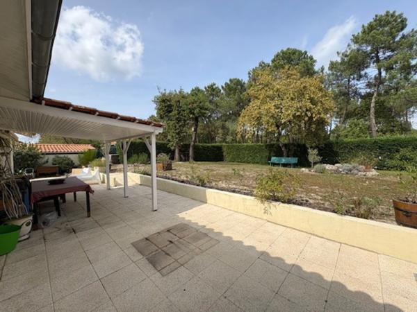 A vendre - Maison de plain pied de 146 m² - garage aménagé