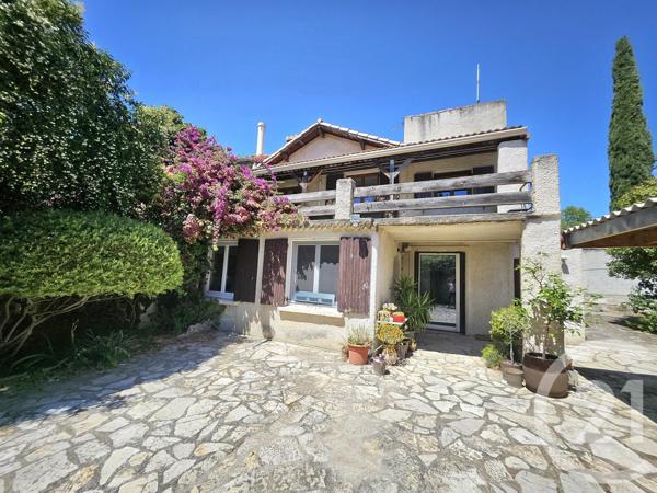 Maison à vendre  4 pièces - 100 m 2   MARSEILLE  - 13008