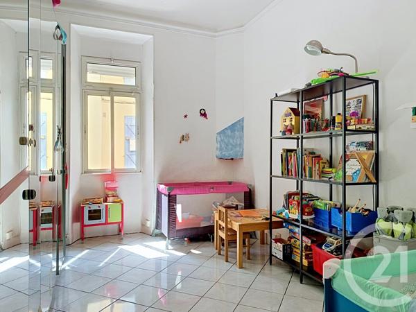 Maison à vendre  4 pièces - 100 m 2   MARSEILLE  - 13008