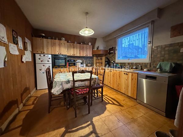 Vente Maison197 m² - 7 Pièces - LANESTER (56600)