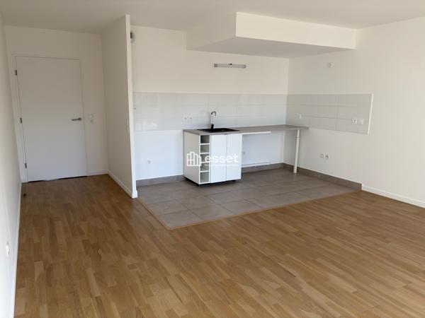 Location Appartement 4 pièces 92.6 m² - Viroflay 78220