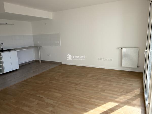 Location Appartement 4 pièces 92.6 m² - Viroflay 78220
