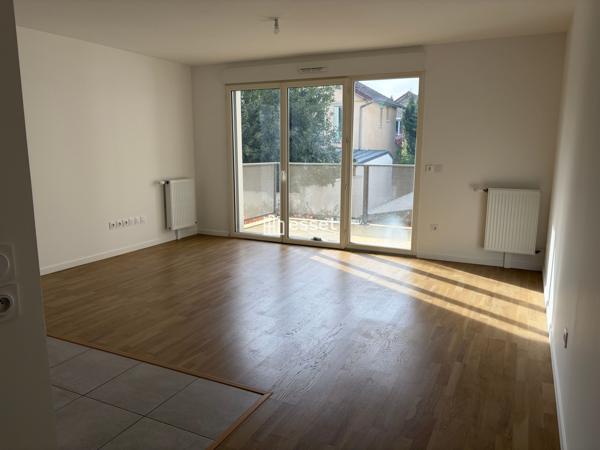 Location Appartement 4 pièces 92.6 m² - Viroflay 78220