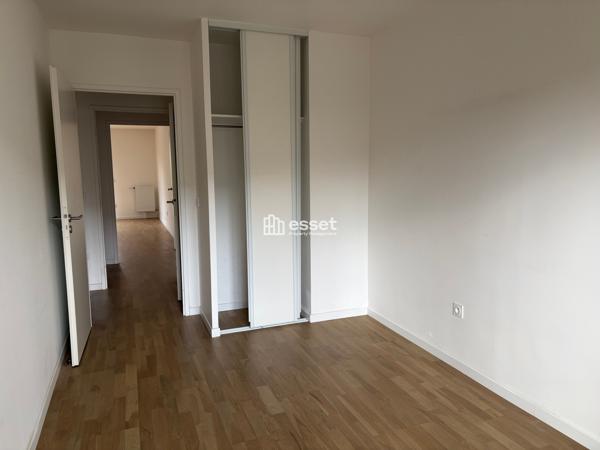 Location Appartement 4 pièces 92.6 m² - Viroflay 78220