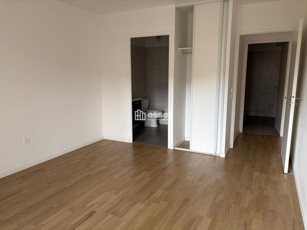 Location Appartement 4 pièces 92.6 m² - Viroflay 78220
