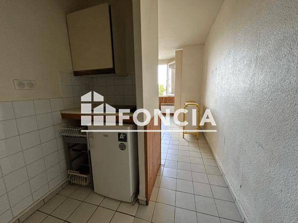 Location Studio 18.15 m² - 36 RUE BERNE LAGARDE Albi 81000