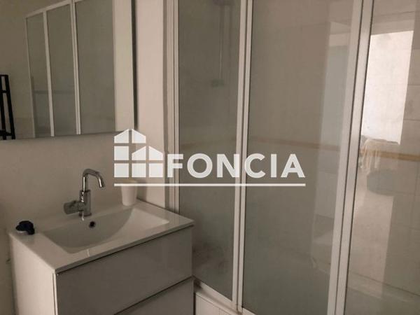 À vendre Studio 30.85 m² - Saint-étienne 42100