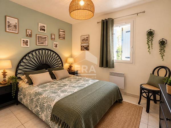 A vendre - Maison  Meublée - 2 Chambres - Terrasse - Piscine - Place de Parking - Accès Plage