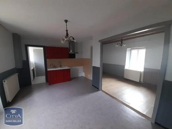 Maison à louer 3 pièces 52m² Saint-Hilaire-sur-Benaize (36370)