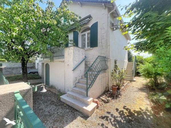 Maison 181 000 € Bergerac 5 p 110 m² DPE D