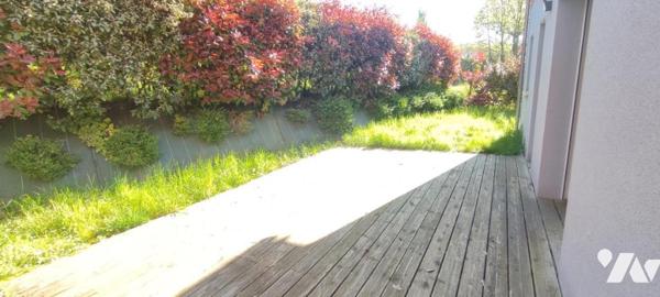 Proche centre ville COULAINES Maison de 95 m² avec terrasse et jardin Garage (27m²)