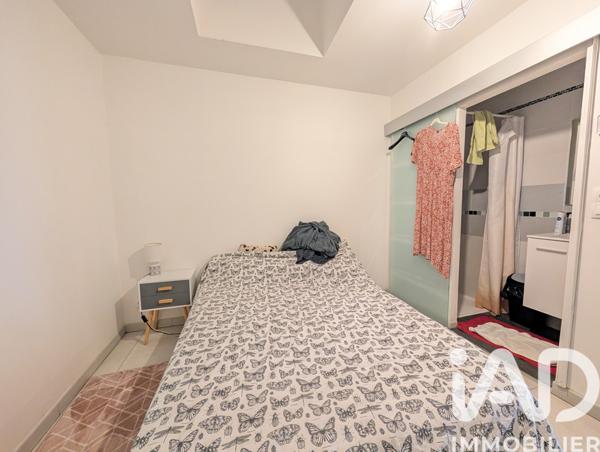 Immeuble à vendre 211 m² Lussac-les-Châteaux