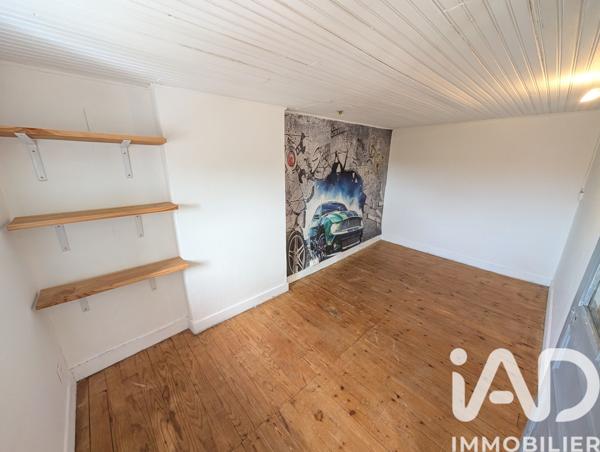 Immeuble à vendre 211 m² Lussac-les-Châteaux