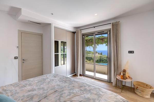 Vente Maison provençale de luxe Vallauris 5 Pièces 262 m²