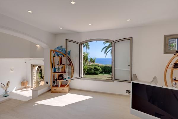 Vente Maison provençale de luxe Vallauris 5 Pièces 262 m²