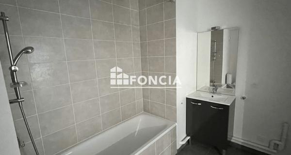 Location Appartement 3 pièces 65.45 m² - Chartres 28000