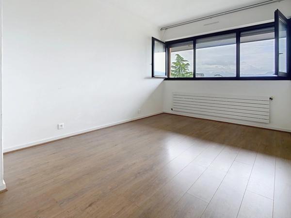 Appartement à vendre 4 pièces duplex AMBILLY (74)