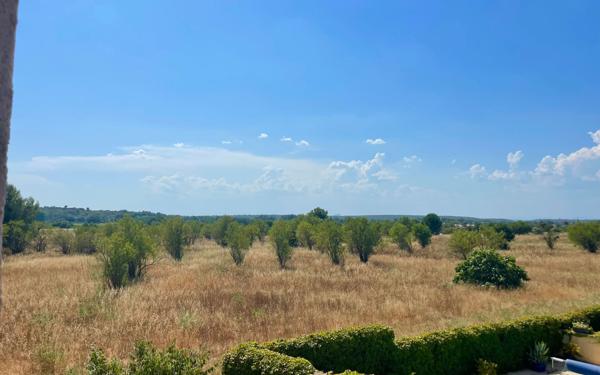 Maison à vendre    6 pièces •  Gallargues-le-Montueux