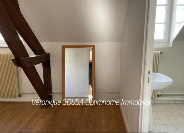 A LOUER Charmant 2 pièces de 40,89 m² – Cœur de Saint-Germain-en-Laye – À 3 min du RER A