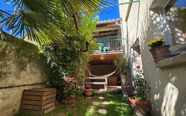 Maison à vendre    6 pièces •  Pujaut