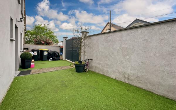 Maison à vendre    5 pièces • 90 m2 Bondy