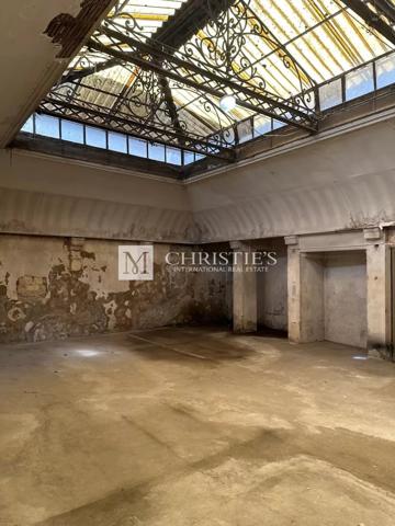 Bordeaux centre historique : Plateau brut à aménager