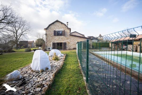 Maison à vendre |  Causse-et-Diège |  7 pièces | 257 m²