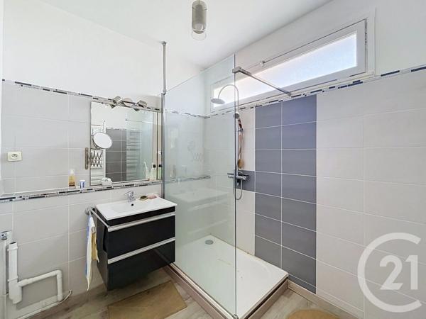 Appartement F3 à vendre  4 pièces - 90,90 m 2   CHOLET  - 49