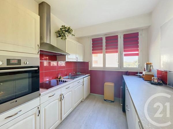 Appartement F3 à vendre  4 pièces - 90,90 m 2   CHOLET  - 49