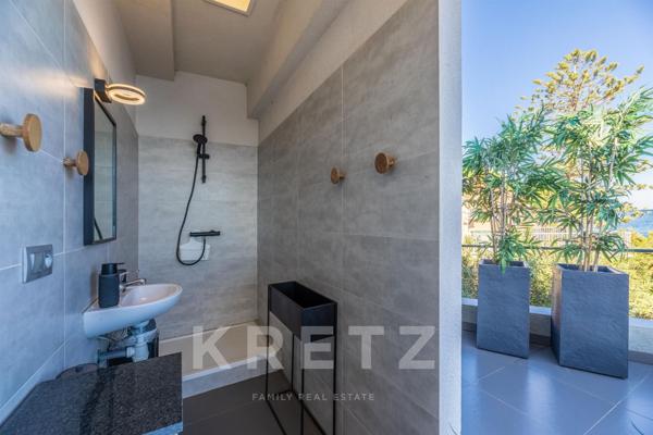 À San Martino di Lota, villa d'exception avec 4 chambres, 3 salles de bains, piscine chauffée, jardi