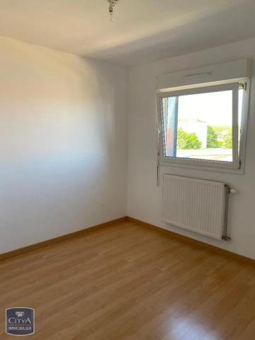 Appartement à louer 4 pièces 78.4m²