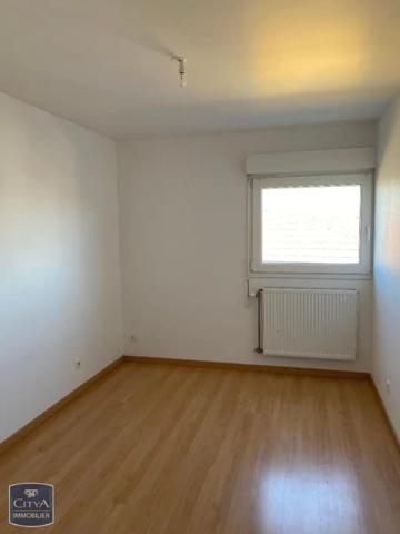 Appartement à louer 4 pièces 78.4m²