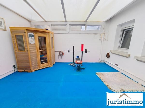 Orange (84100) Immeuble composé de deux logements au coeur de ville d'Orange