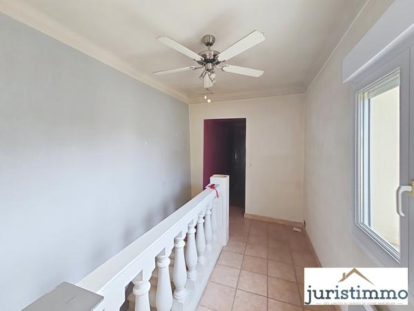 Orange (84100) Immeuble composé de deux logements au coeur de ville d'Orange