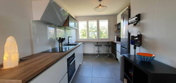 2 PIÈCES 65 M² VILLEURBANNE - T2 MEUBLE DE 65 M² + BALCON