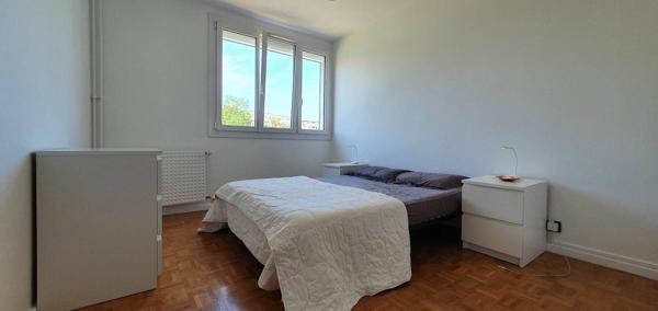 2 PIÈCES 65 M² VILLEURBANNE - T2 MEUBLE DE 65 M² + BALCON