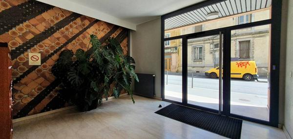 2 PIÈCES 65 M² VILLEURBANNE - T2 MEUBLE DE 65 M² + BALCON